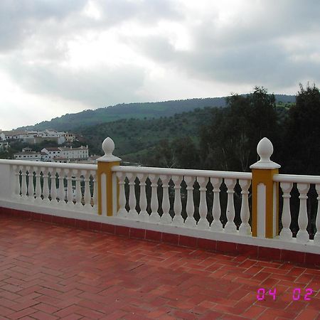 Apartamentos Los Arcos El Bosque Exterior foto